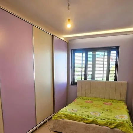 Lukas Apartmán Tirana